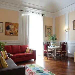 Elegante Centro Storico Apartment Catania